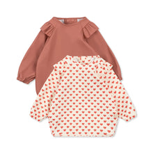 將圖片載入圖庫檢視器 Konges Sløjd - 長袖圍兜 2-Pack Dinner Bib Frill with Sleeves (Coeur Rouge)