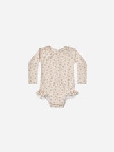 將圖片載入圖庫檢視器 Quincy Mae - 長袖泳衣 Olivia One Piece Rashguard (Clay Ditsy)