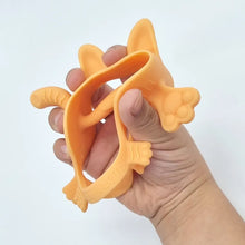 將圖片載入圖庫檢視器 mama’s tem 翹尾小虎固齒器 Monster Tiger Teether (Caramel Orange)