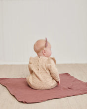 Load image into Gallery viewer, Quincy Mae - 針織連身衣 Long Sleeve Mira Knit Romper (Shell)