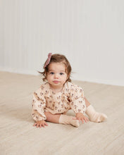 Load image into Gallery viewer, Quincy Mae - 氣球袖套裝 Balloon Sleeve Blouse + Bloomer Set (Fig Flora)