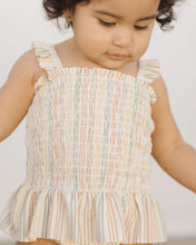 將圖片載入圖庫檢視器 Quincy Mae - 一件式泳衣 Smocked One Piece Swimsuit (Multi Stripe)