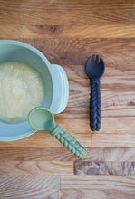 將圖片載入圖庫檢視器 Itzy Ritzy - 幼兒餐具套裝 Baby Spoon & Fork Set (Camo+Midnight)