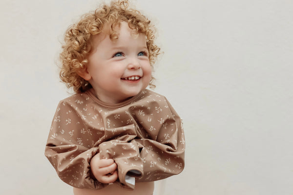 That’s Mine - 長袖圍兜衣 Dining Jacket (Secret Garden Cocoa)