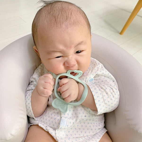 mama’s tem Jem Jem 胖蜜蜂固齒器 Teether (Sage Green)