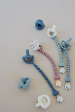 將圖片載入圖庫檢視器 Itzy Ritzy - 矽膠奶嘴鏈 Beaded Pacifier Clip (Blue)