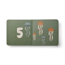 將圖片載入圖庫檢視器 Liewood - 海洋生物圖書 Bertie Baby Book (Sea Creature / Sandy)