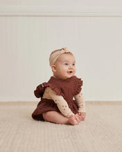 Load image into Gallery viewer, Quincy Mae - 摺邊連身褲 Ruffle Bubble Romper (Plum)
