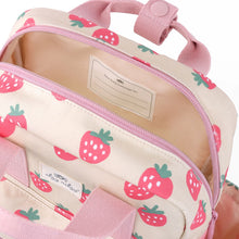 Load image into Gallery viewer, Itzy Ritzy - 兒童背包 Backpack (Strawberries &amp; Cream)
