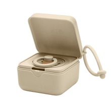 將圖片載入圖庫檢視器 Bibs - 奶嘴盒 Pacifier Box Strawberries &amp; Cream Vanilla
