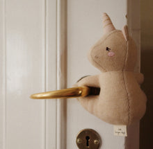 將圖片載入圖庫檢視器 Konges Sløjd - 門檔 Knitted Door Stop (Unicorn)
