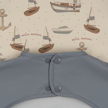 Load image into Gallery viewer, Konges Sløjd - 長袖圍兜 2-Pack Dinner Bib with Sleeves (Sail Away)
