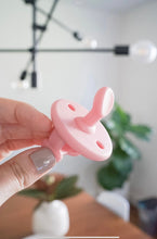 Load image into Gallery viewer, Itzy Ritzy - 安撫奶嘴 Pink Soother Orthodontic Pacifier Set

