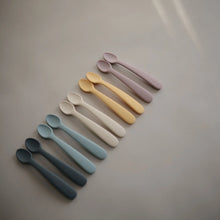 Load image into Gallery viewer, Mushie - 矽膠匙羹 Silicone Feeding Spoons (Powder Blue)
