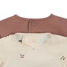 Load image into Gallery viewer, Konges Sløjd - 長袖圍兜 2-Pack Dinner Bib Frill with Sleeves (Cherry/Rosewater)
