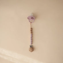 Load image into Gallery viewer, Mushie - 奶嘴鏈 Pacifier Clip (Eva Mauve)
