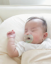 Load image into Gallery viewer, mama’s tem 兔子安撫奶嘴 Bunny Pacifier (Aqua Mint)
