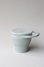 將圖片載入圖庫檢視器 littleCHEW - 矽膠零食杯 Foldable Snack Cup (Sage)
