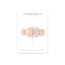Load image into Gallery viewer, Little Marshmallow - 手製髮夾 Daisy Chain Clips (Blush)
