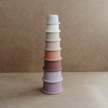 將圖片載入圖庫檢視器 Mushie - 疊疊杯 Stacking Cups Toy (Petal) | Made in Denmark
